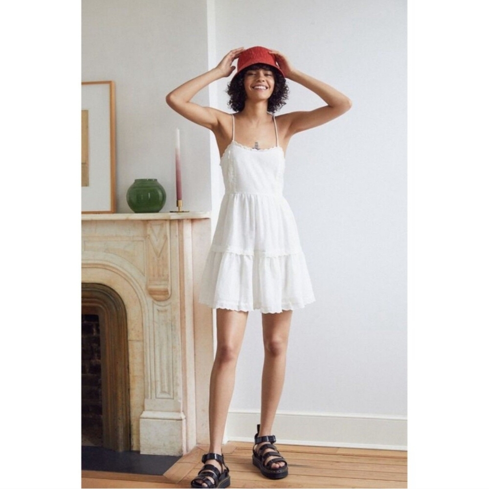 Urban Outfitters Hanna Scallop Babydoll Dress